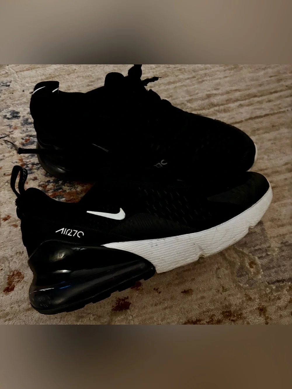 Nike Air Max 270 Youth Sneakers